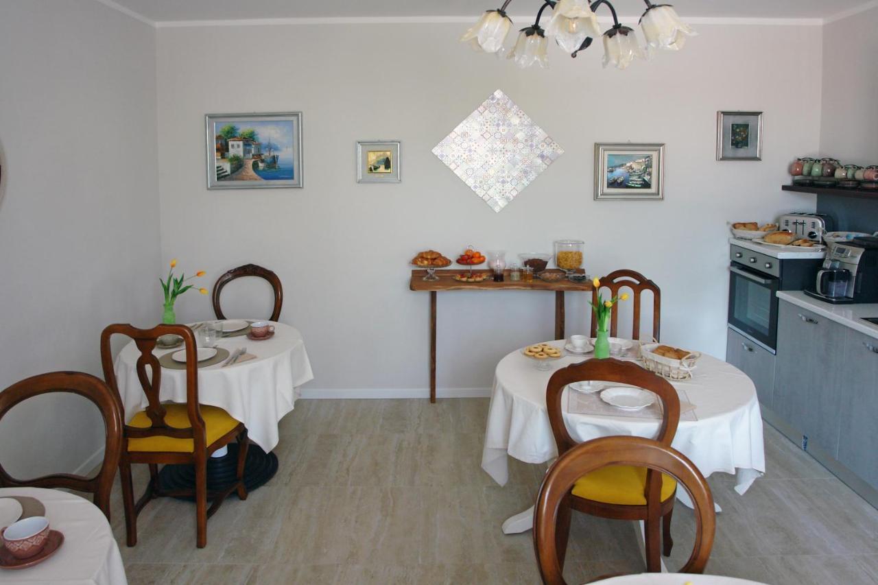 Bed And Breakfast Erilla Centenaro Ngoại thất bức ảnh