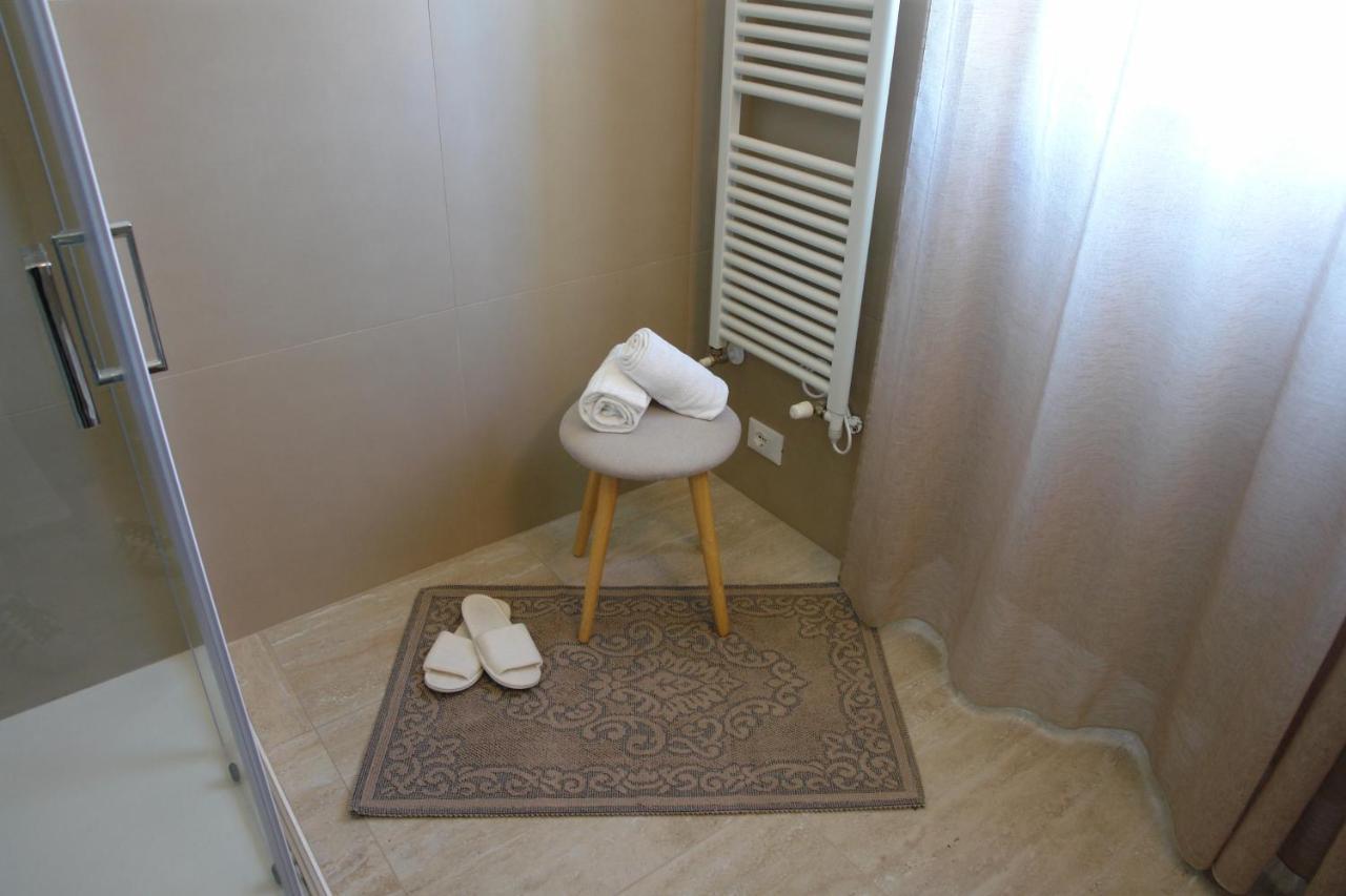 Bed And Breakfast Erilla Centenaro Ngoại thất bức ảnh